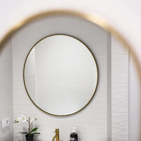 De Manuel By Montellano *